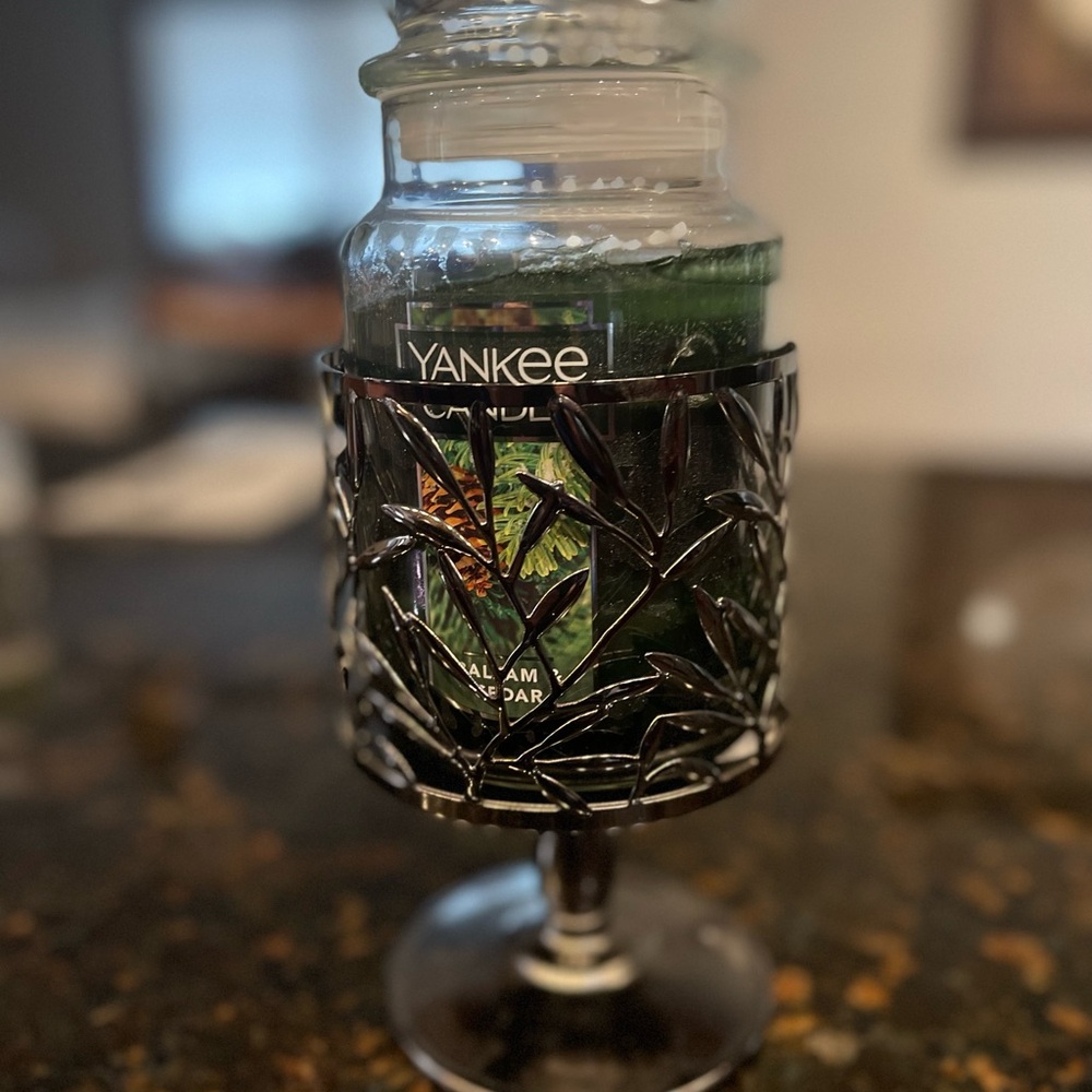 Bath & Body Works candle holder.